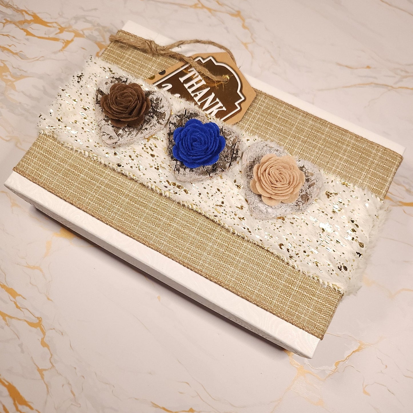 The Marian Box - (Rosary, Prayer cards, third class relics, water from Lourdes, Oil ...) - Our Lady of Gifts