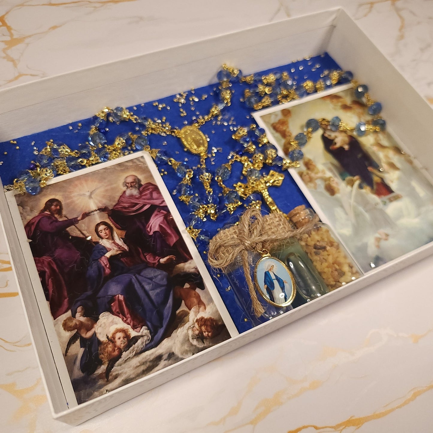 The Marian Box - (Rosary, Prayer cards, third class relics, water from Lourdes, Oil ...) - Our Lady of Gifts