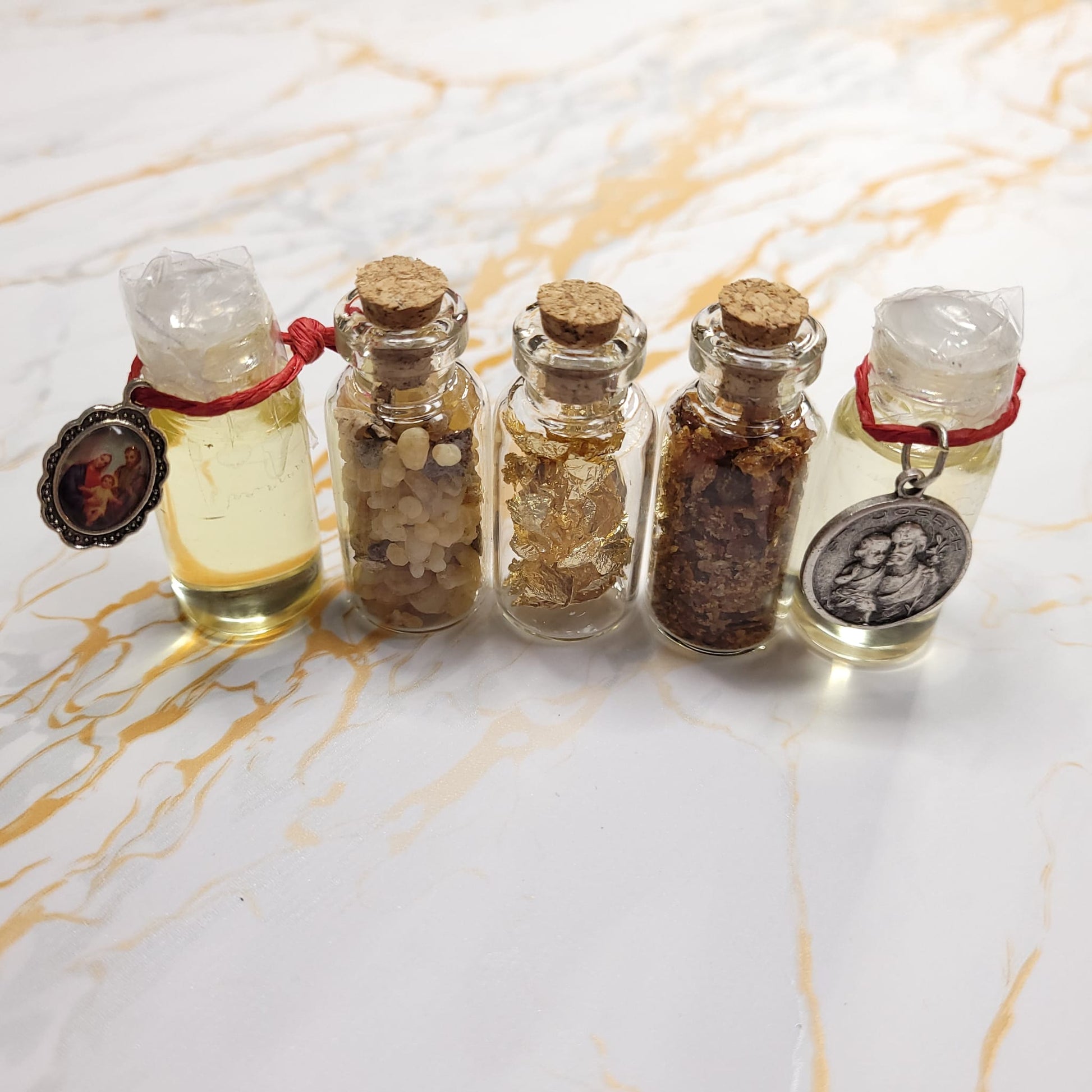 Nativity box - Myrrh, Incense, Gold, Silver Rosary, Relics oils, medals, prayer cards - Our Lady of Gifts