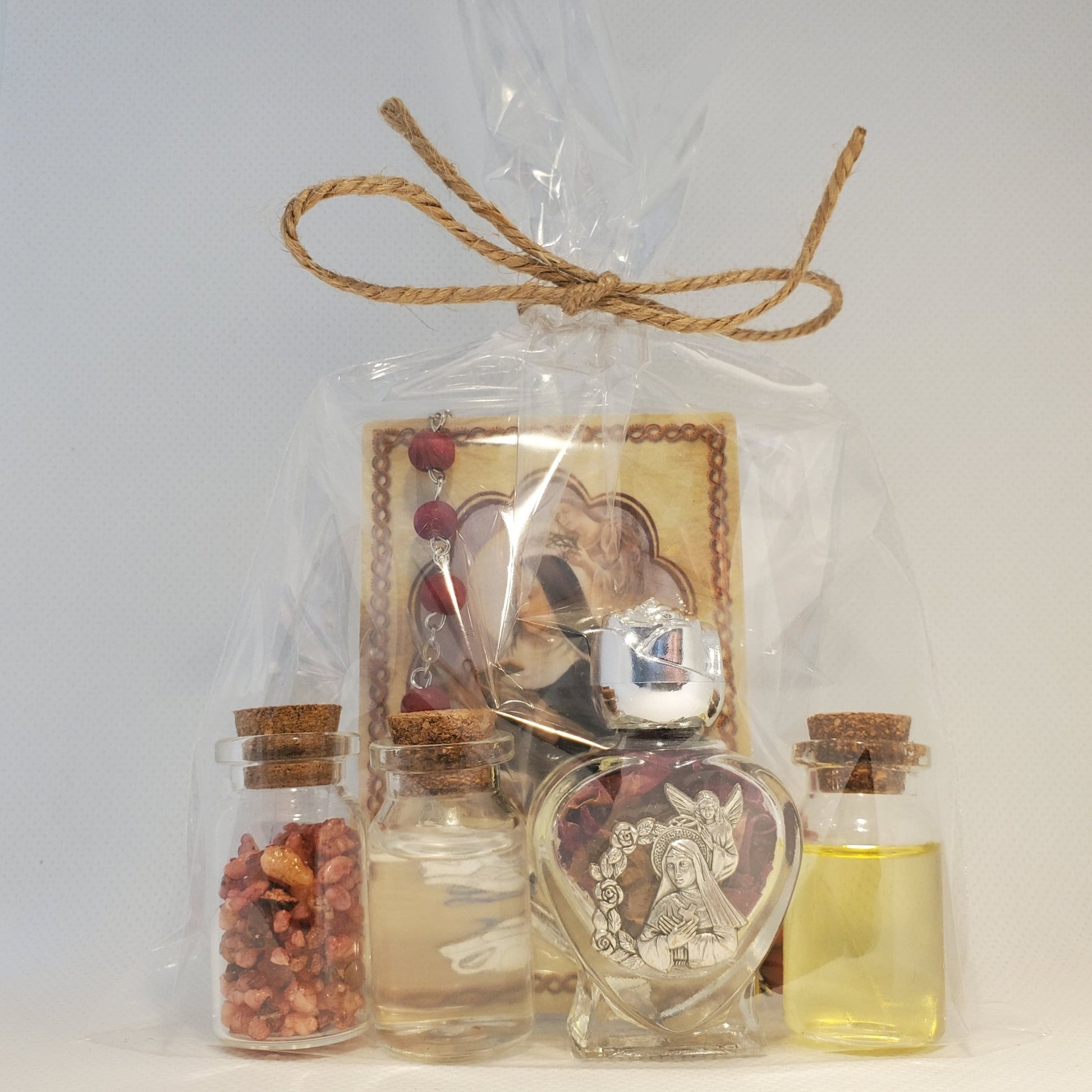 Saint Rita set of oil, water, rose incense, roses and relic card - Our Lady of Gifts