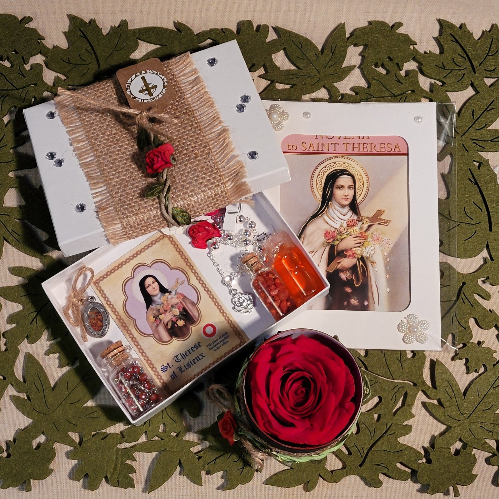 Saint Therese de Lisieux box - Our Lady of Gifts