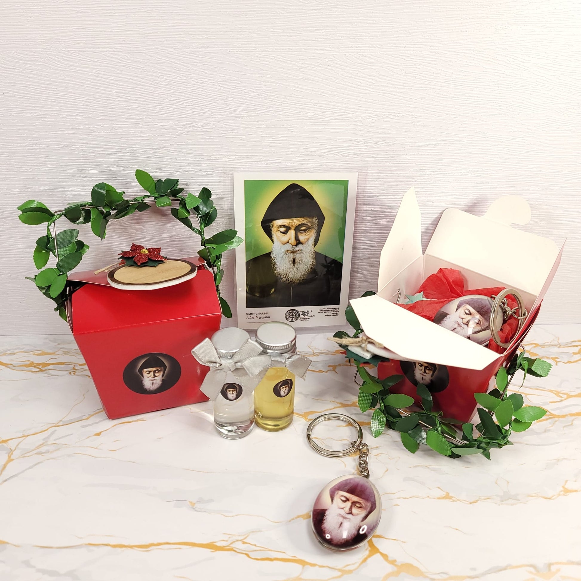 Saint Charbel's mini Christmas basket - Our Lady of Gifts
